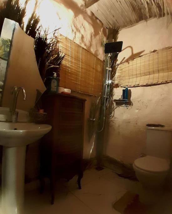 Holiday home Dahshour Mudhouse Fayoum Desert Road 35km From Giza Pyramids *