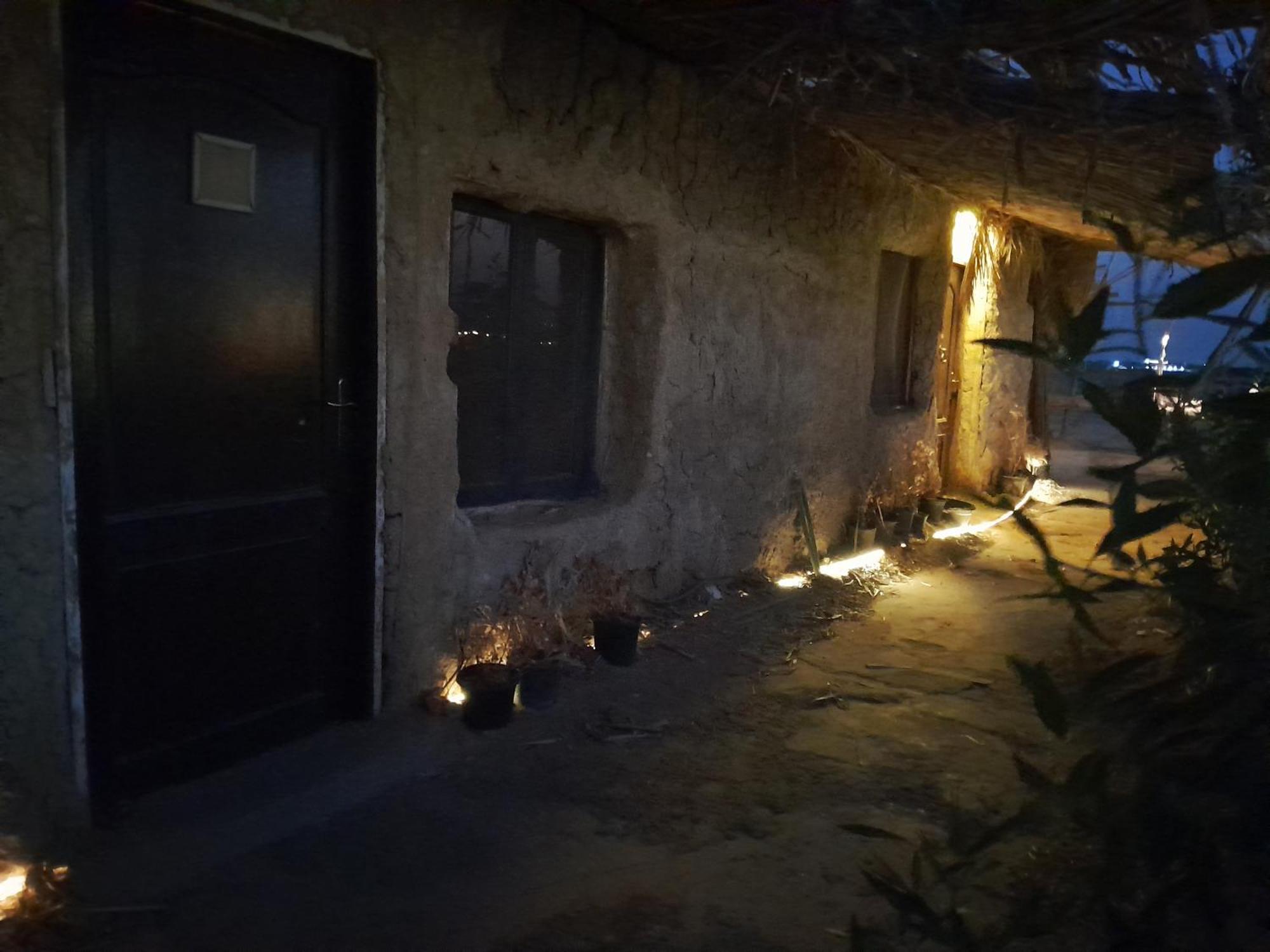 Dahshour Mudhouse Fayoum Desert Road 35km From Giza Pyramids Holiday home Cairo