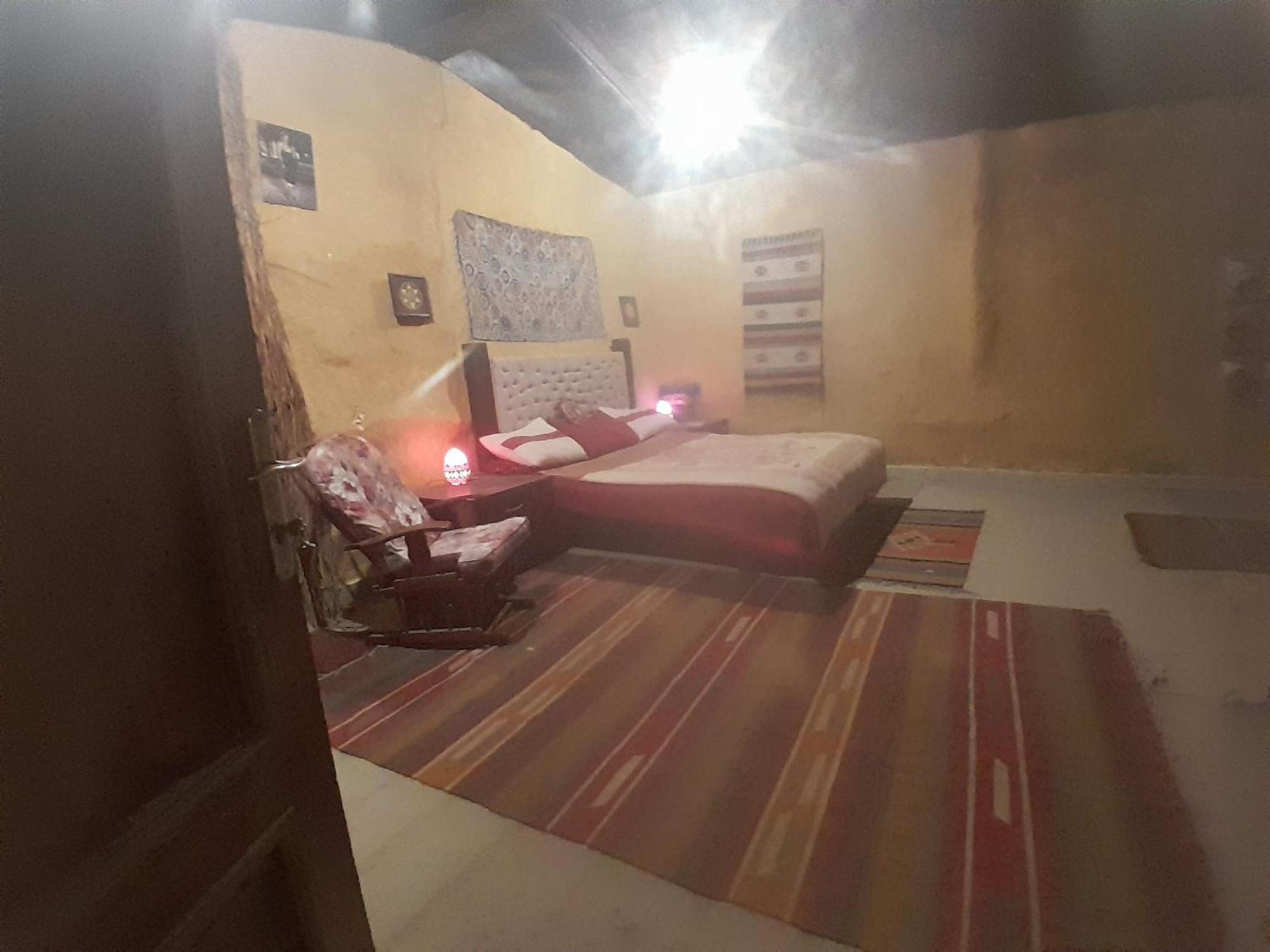 Holiday home Dahshour Mudhouse Fayoum Desert Road 35km From Giza Pyramids Cairo